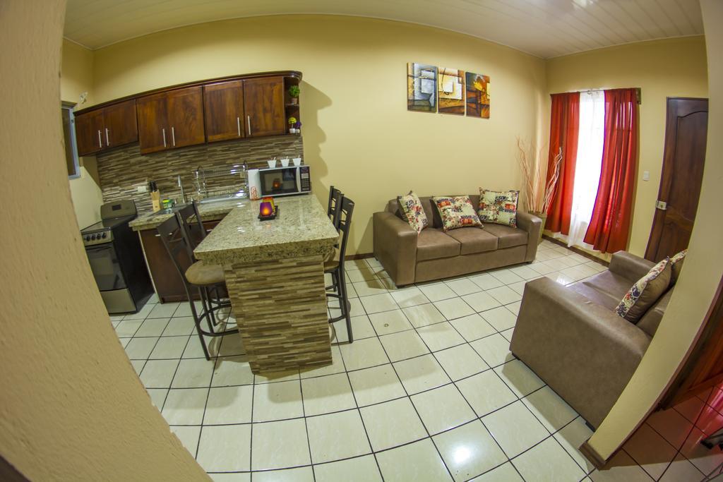 Apartamentos Valle Del Volcan Ла Фортуна Экстерьер фото