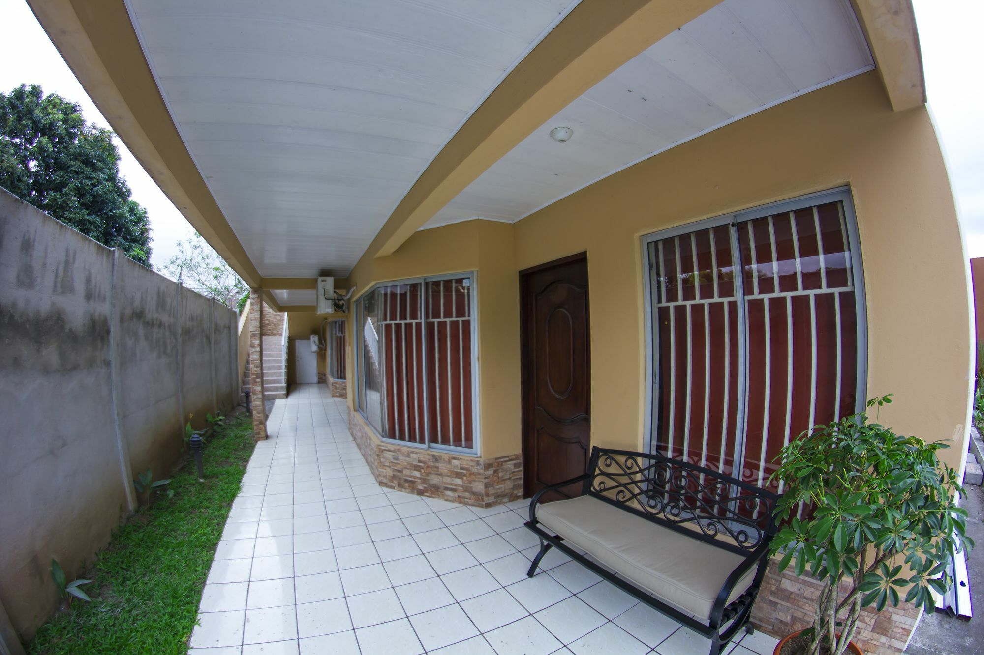 Apartamentos Valle Del Volcan Ла Фортуна Экстерьер фото