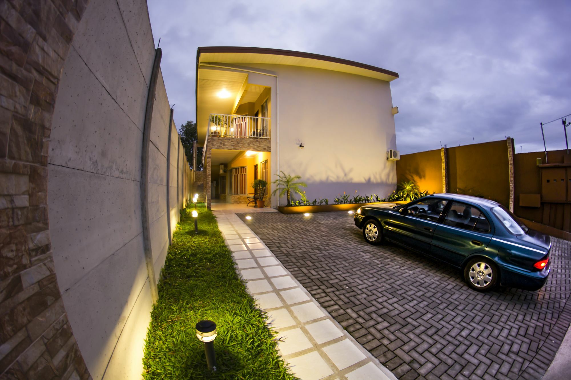 Apartamentos Valle Del Volcan Ла Фортуна Экстерьер фото